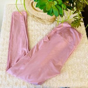Pink leggings active wear